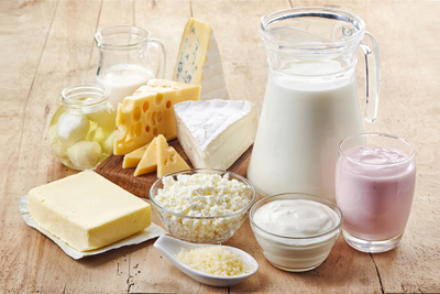 В рацион необходимо включать кисломолочные продукты
